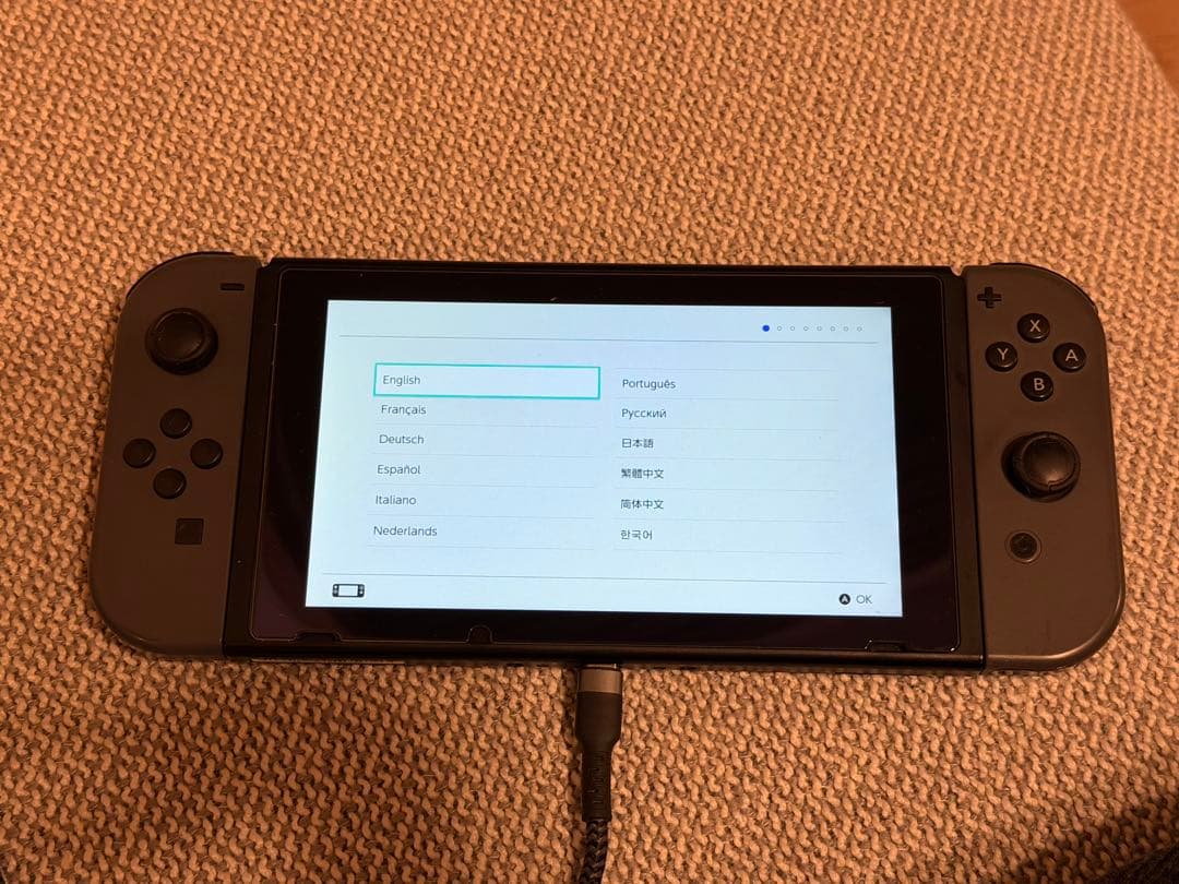 Nintendo Switch本体 箱付き 保護フィルム付き