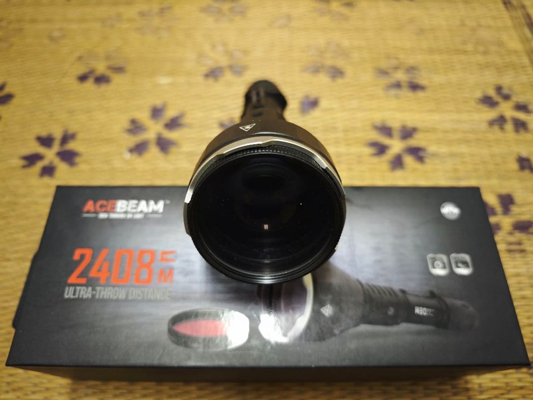 ACEBEAM W30 懐中電灯 2408m