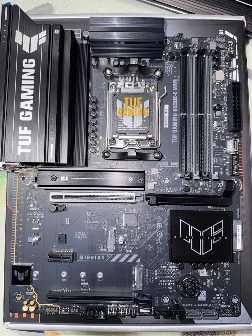 ASUS TUF Gaming B650E-E WIFI マザーボード