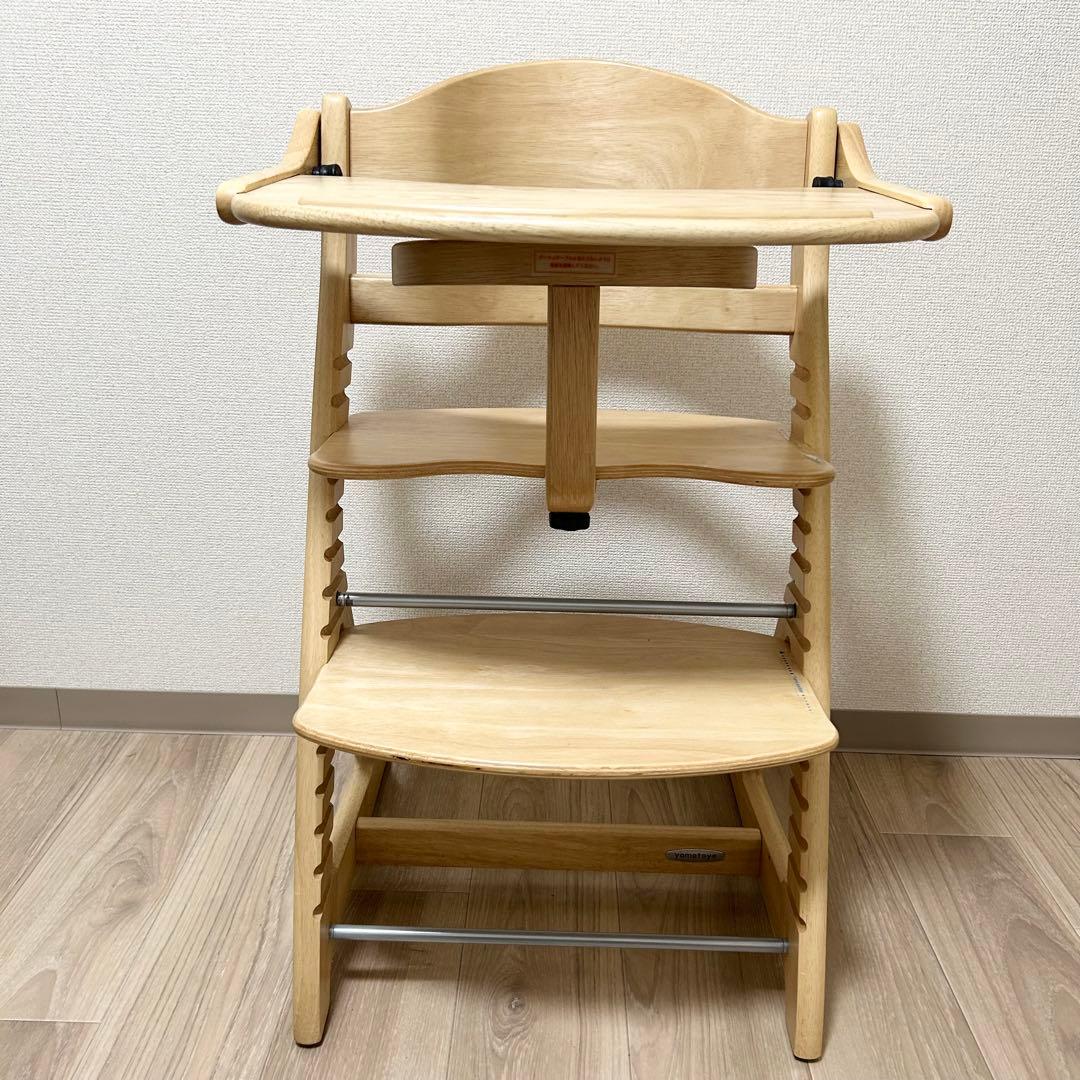 極美品 大和屋 すくすくチェアスリムプラス 純正セーフティベルト付 ハイチェア