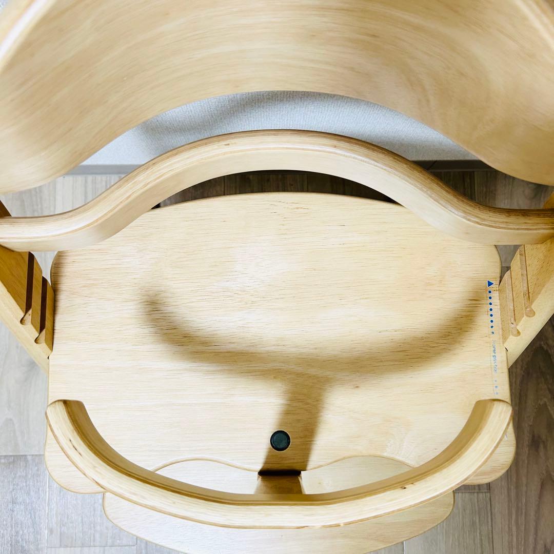 極美品 大和屋 すくすくチェアスリムプラス 純正セーフティベルト付 ハイチェア