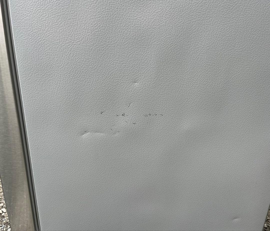 エルソニック冷凍冷蔵庫148L横縞模様ステンレス調自動霜取り機能付き19年製