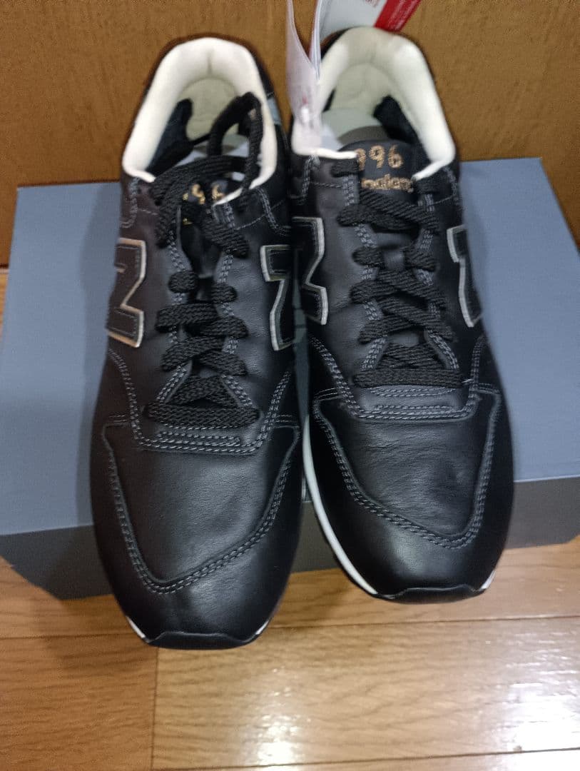 New Balance 996 ブラックレザー スニーカー