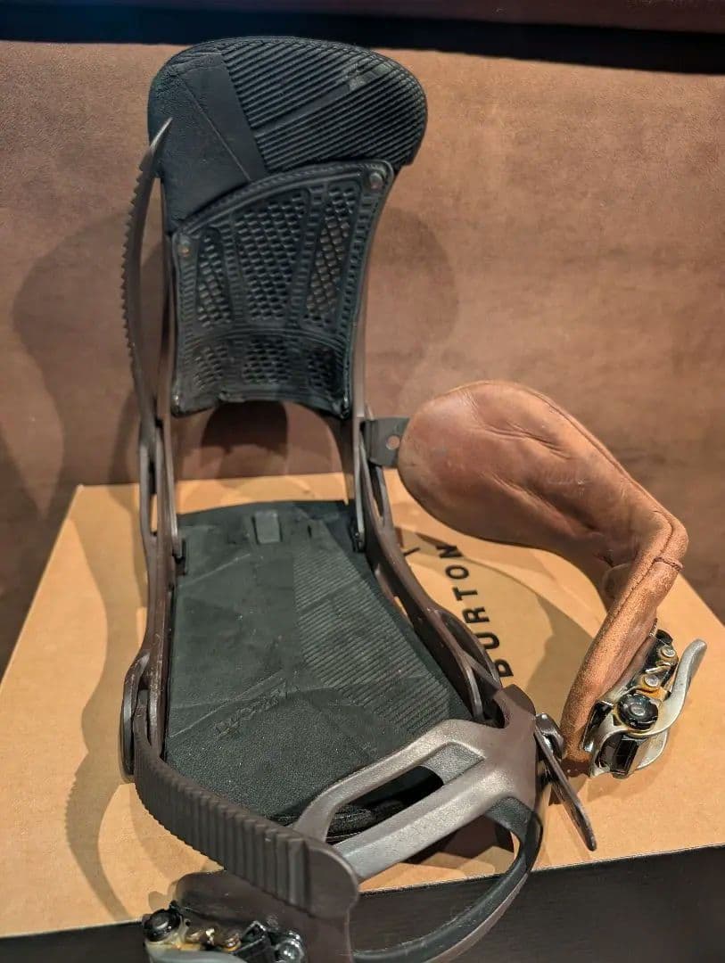 バートン マラビータレザー Re:Flex Мサイズ