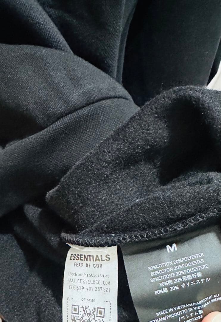 FEAR OF GOD ESSENTIALS パーカー ブラック