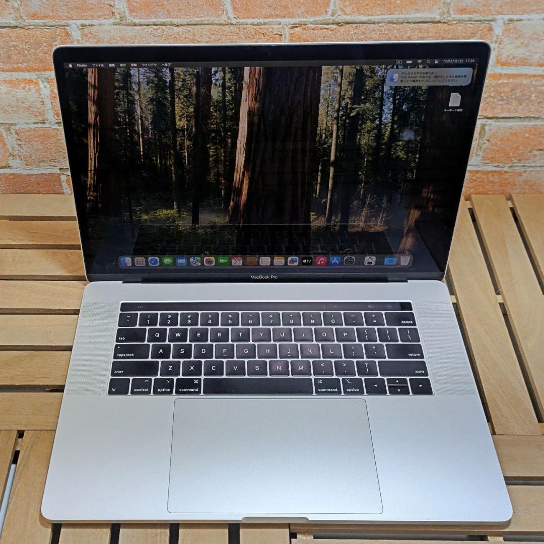 (2595)MacBook Pro i9 32GBメモリ 512GB 15インチ