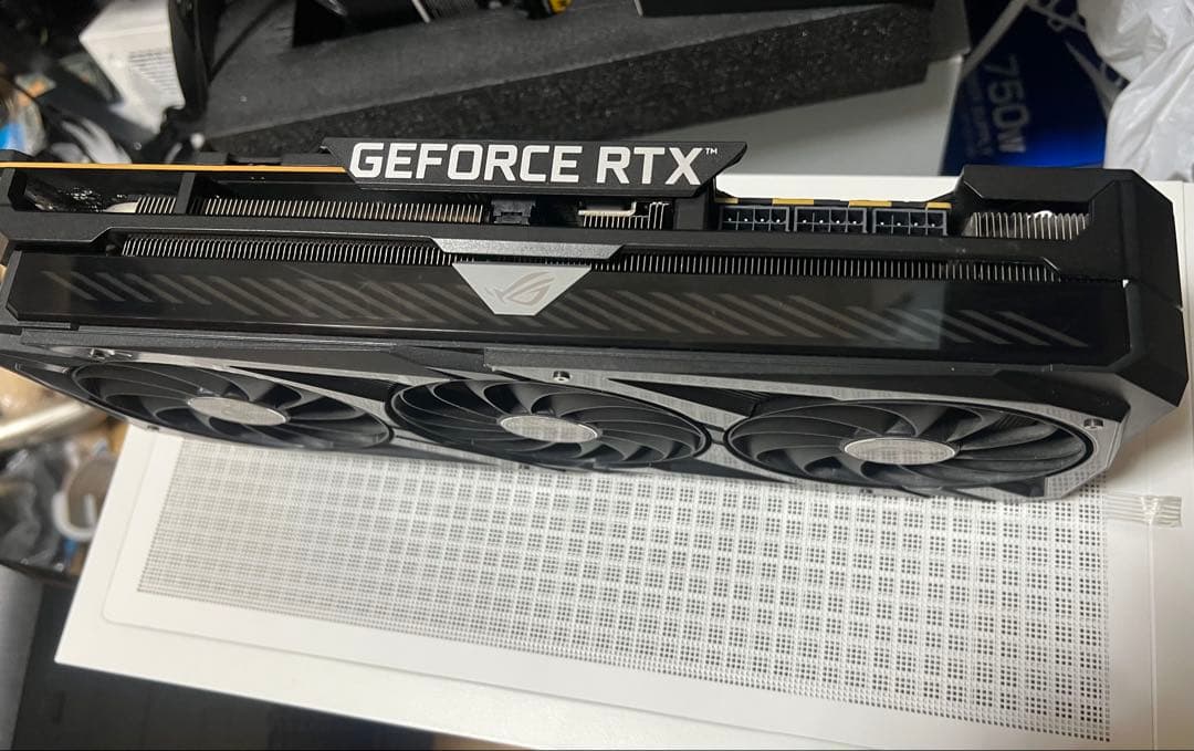 グラフィックボード・グラボ・ビデオカード ASUS ROG STRIX GeForce RTX 3080 OC