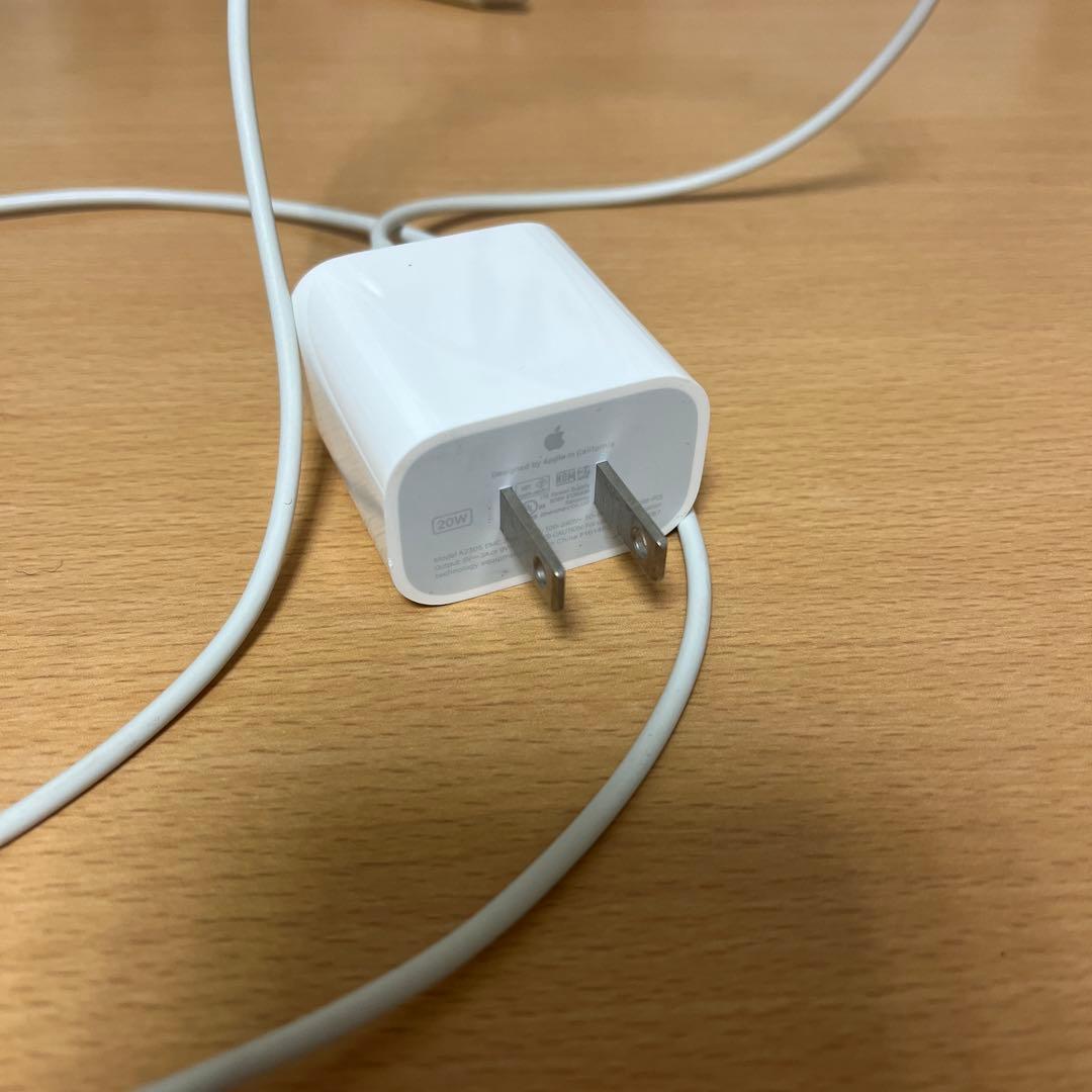 Apple iPad 第9世代シルバー 64GB