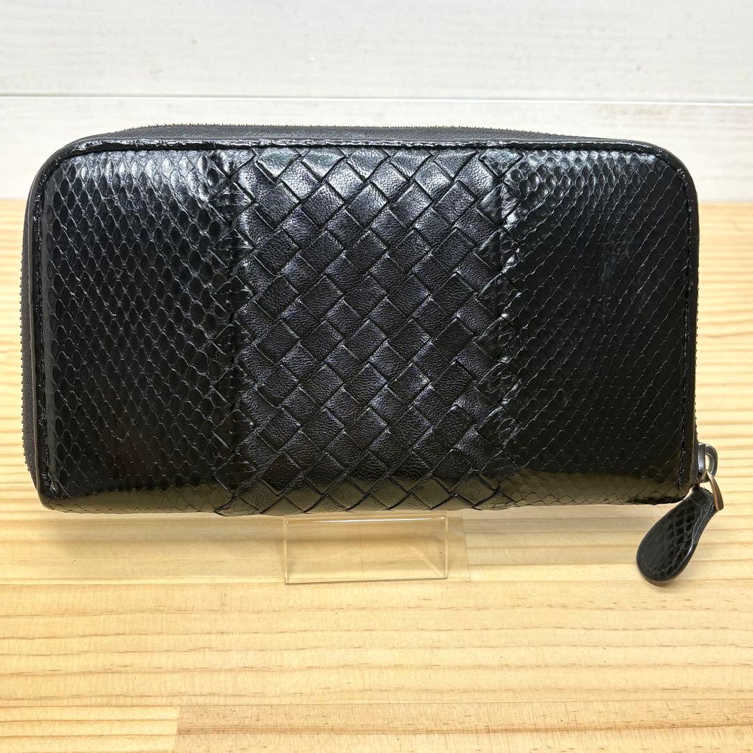 ボッテガヴェネタ　長財布　イントレチャート　パイソン