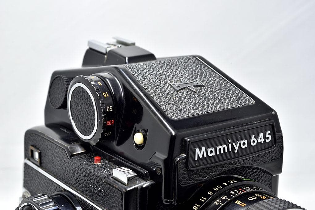 マミヤ Ｍ６４５ 一眼レフカメラ（ＰＤプリズムファインダー付）