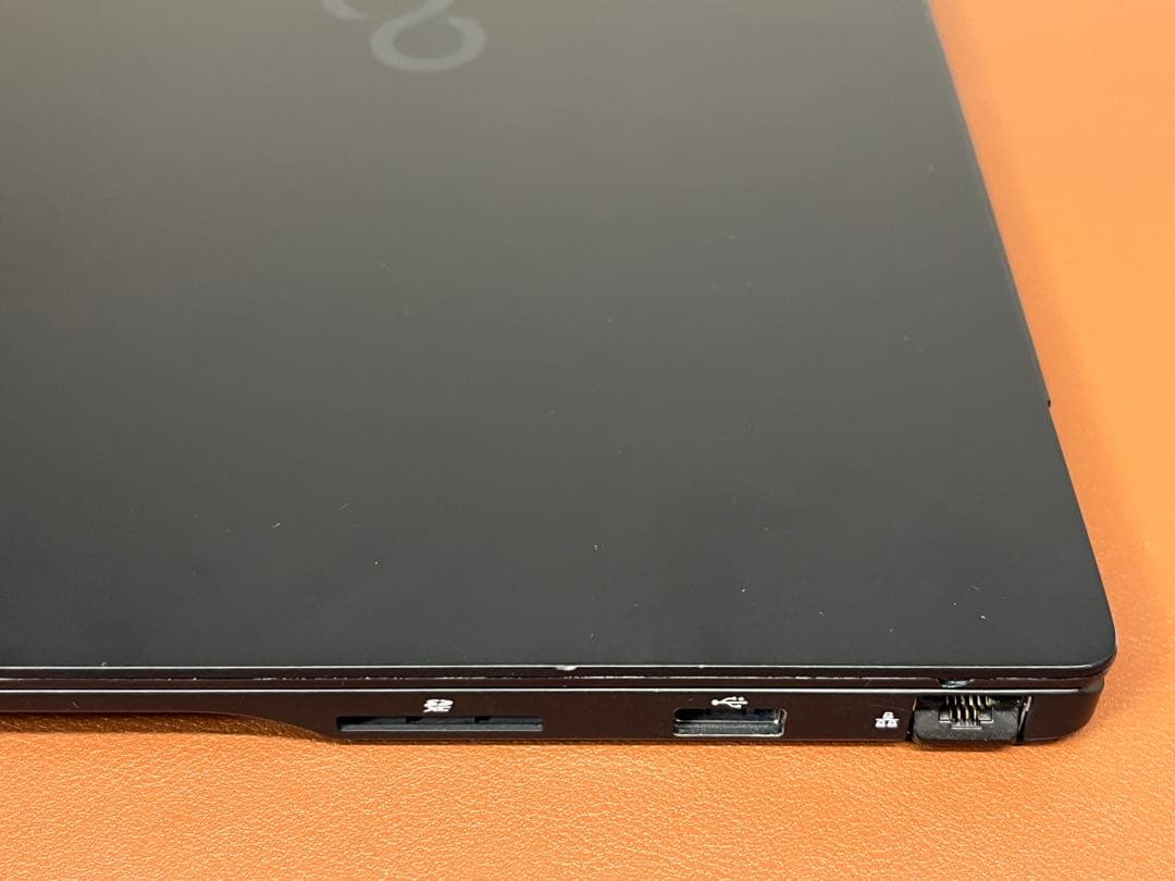 LIFEBOOK UH08 i3-1115G4 FHD 8G 顔認証 240GB