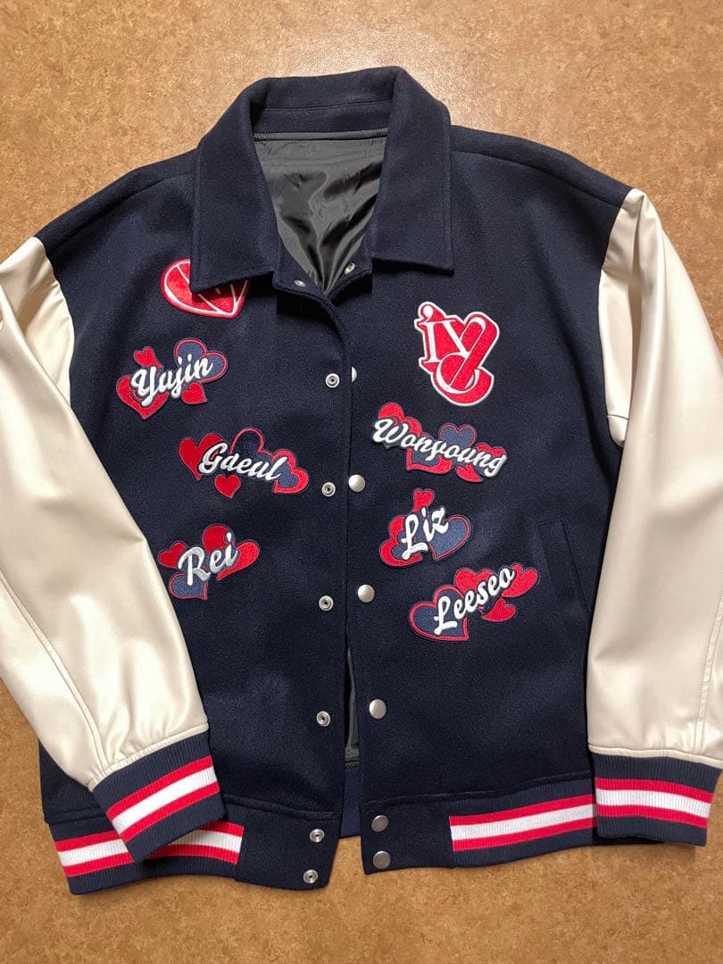 IVE スタジャン Lサイズ 全メンバー刺繍ワッペン付き 公式ライブグッズ