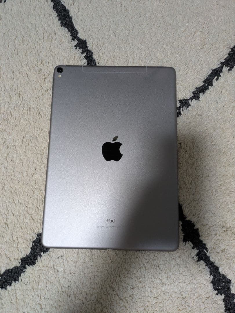 Apple iPad Pro (10.5インチ) 本体