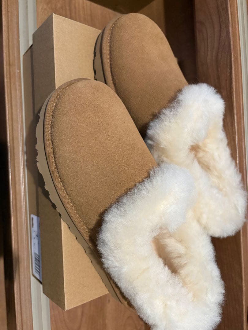 UGG NITA【新品未使用】 24センチ