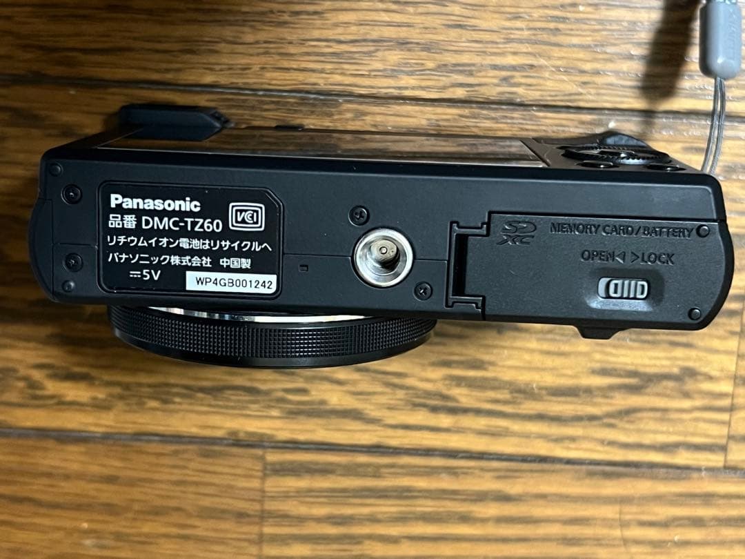 【極美品】Panasonic LUMIX TZ60 黒 ライカレンズ