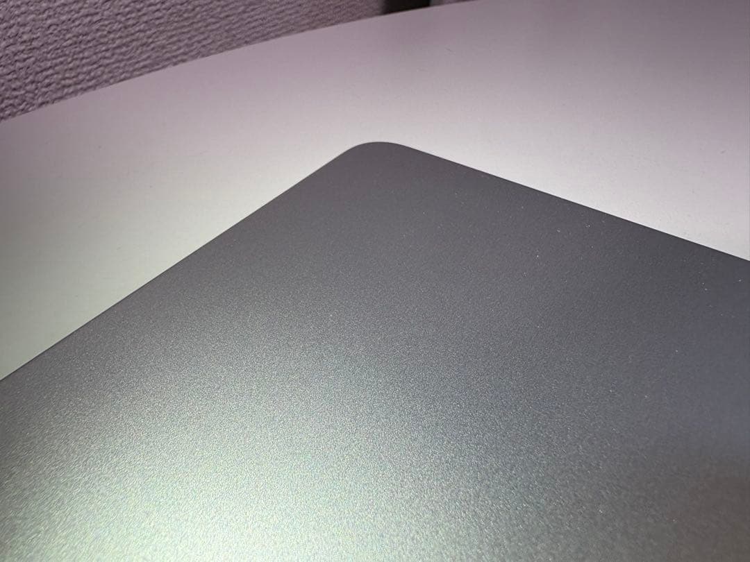 MacBookAir13インチ 24GB 512GB 25年9月購入 充放電3回