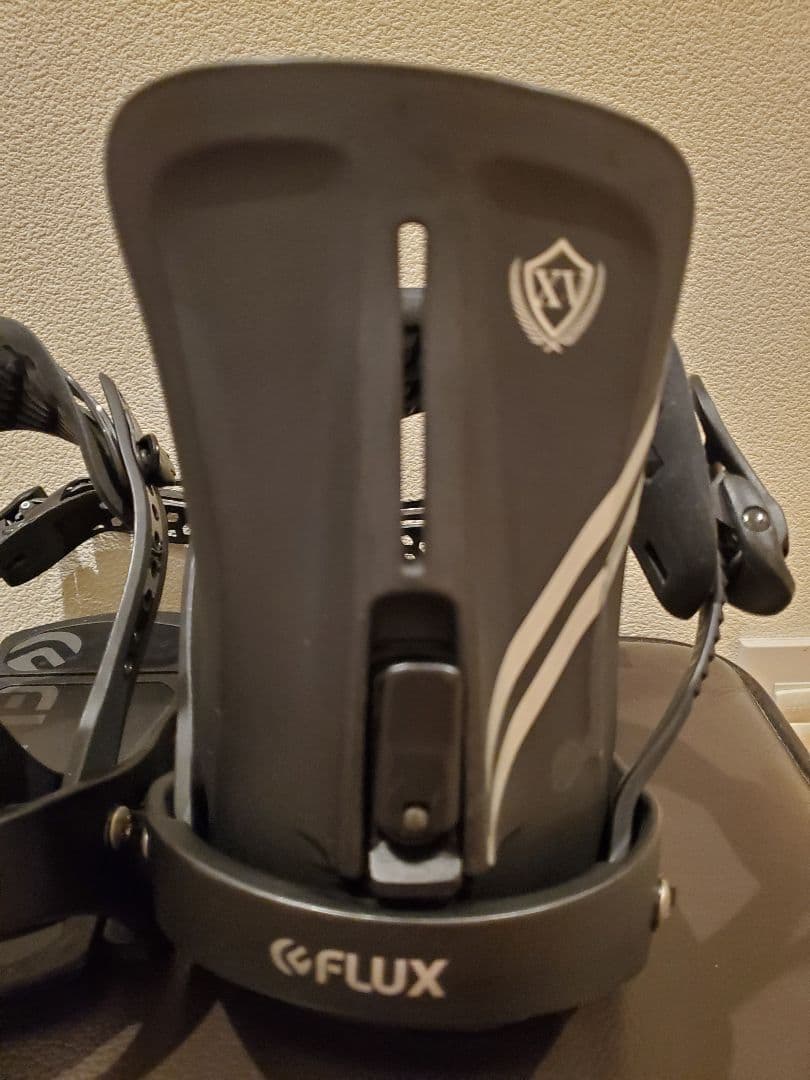 FLUX XV ビンディング　Sサイズ　フラックス