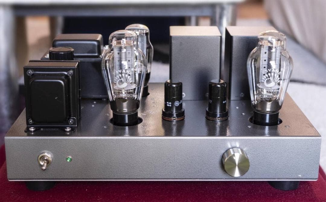 300B シングル　ステレオ真空管パワー・アンプ