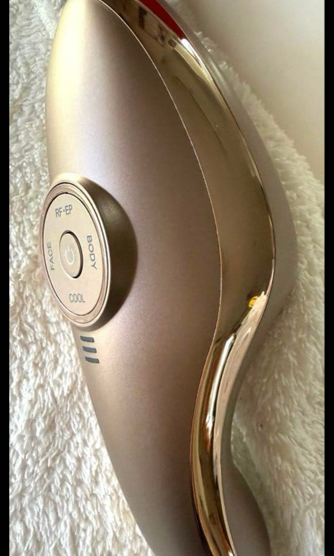 MEラボンエクラ 美顔器 IKKOさんプロデュース