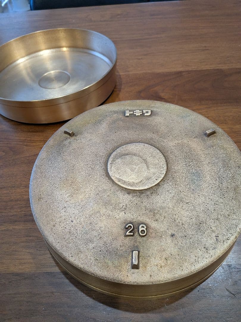 東*北様 砲金鍋1個