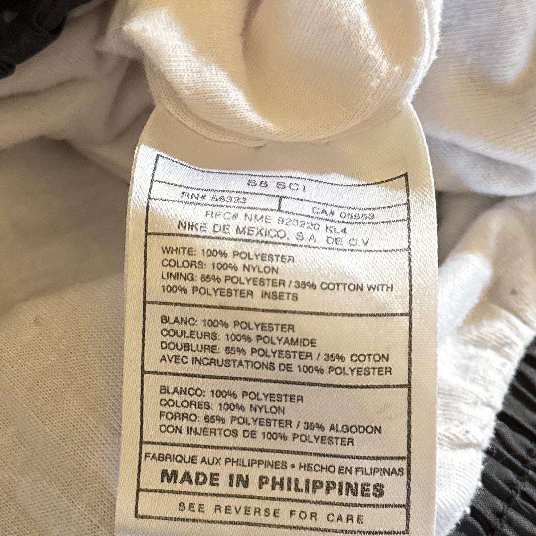 ヘ*子様 90s NIKE ナイロンジャケット バックロゴ 刺繍ロゴ 黒 白 青