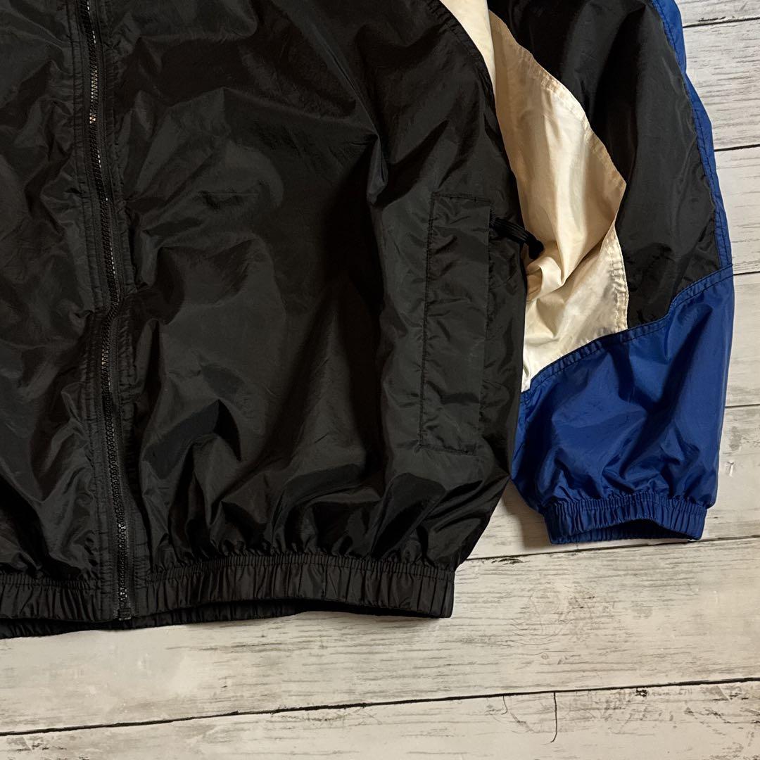 ヘ*子様 90s NIKE ナイロンジャケット バックロゴ 刺繍ロゴ 黒 白 青