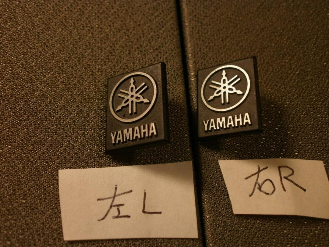 YAMAHA　純正金属製スピーカー用エンブレム　2枚　送料無料