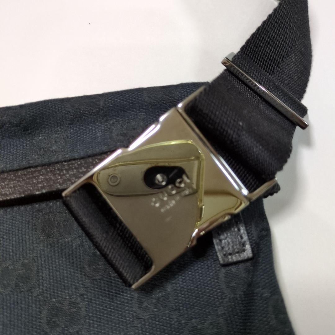 ブラック GGパターン ボディバッグ