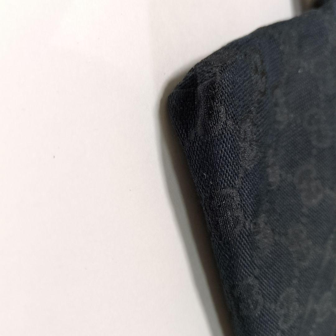 ブラック GGパターン ボディバッグ