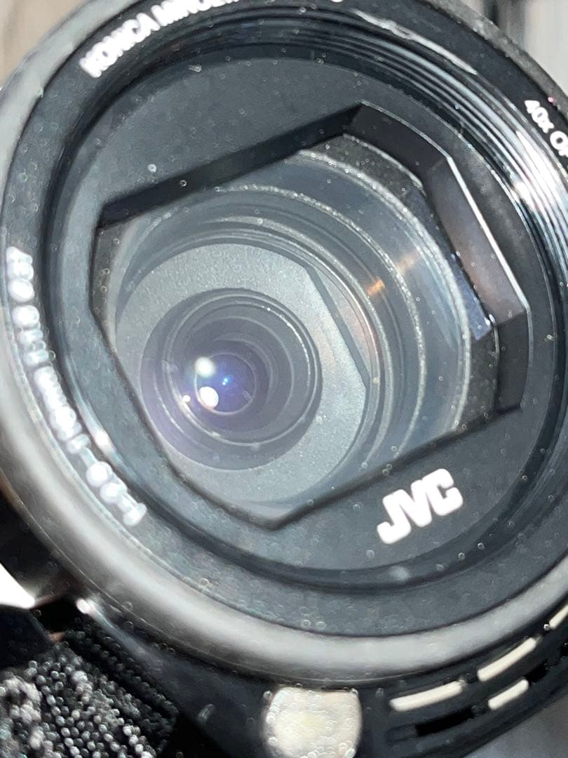 JVC Everio Rエブリオ　白GZ-R470ビデオカメラ