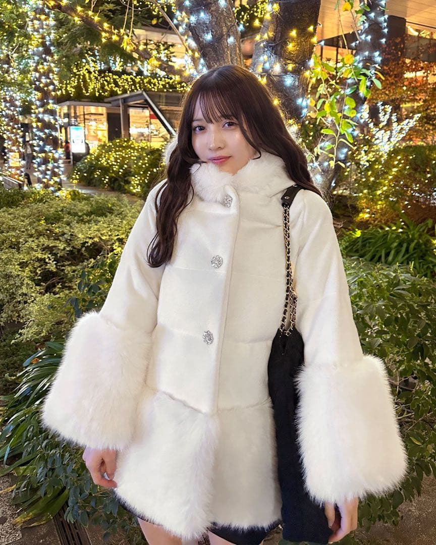 新品タグ付き Rady ファーフーディファイバーダウン オフホワイト S