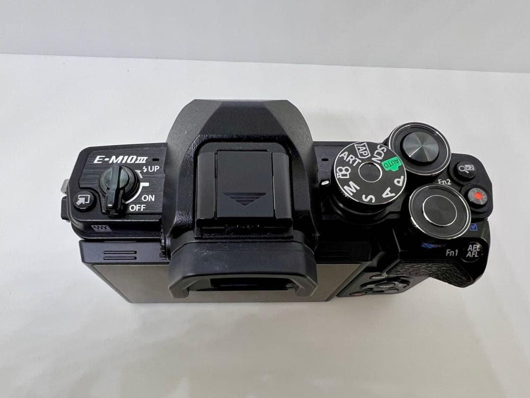 OLYMPUS OM-D E-M10 Mark Ⅲ ミラーレス一眼