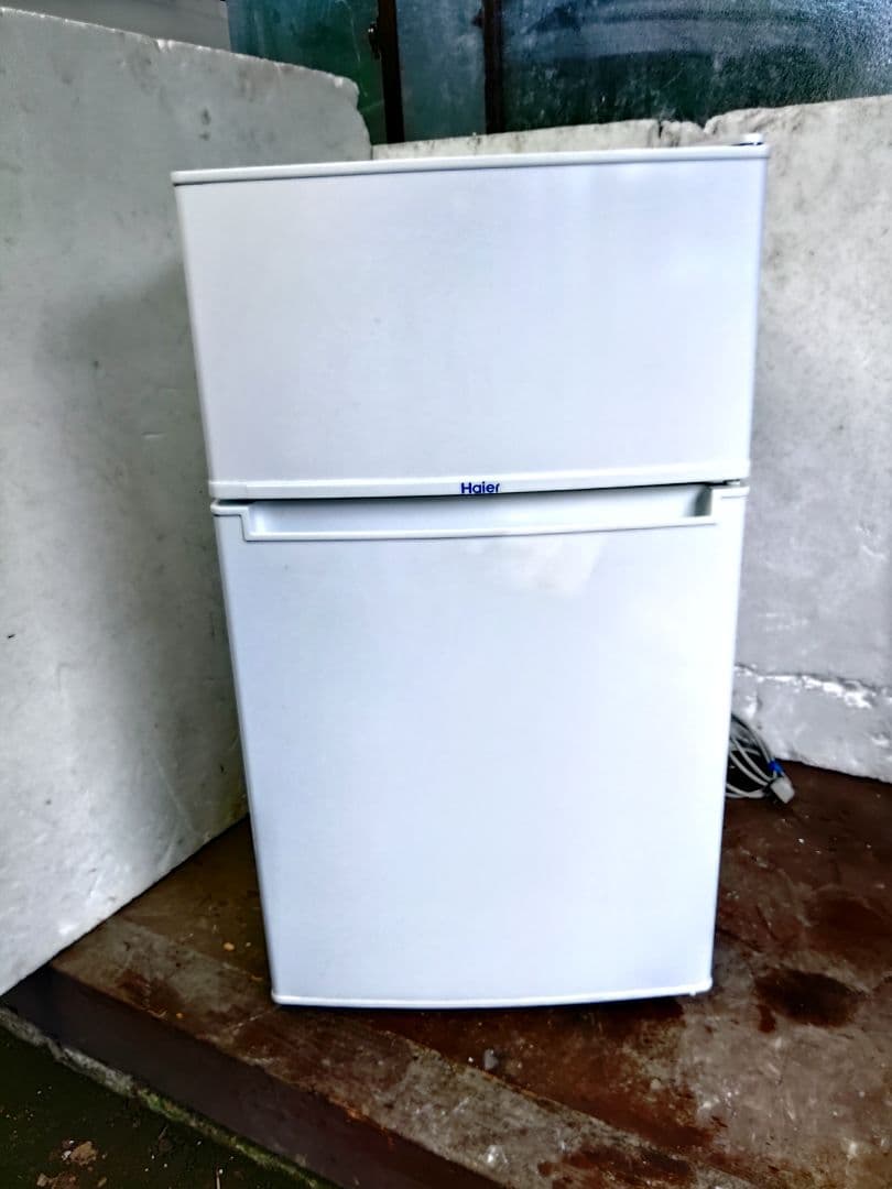 ハイアール冷凍冷蔵庫　JRーN85A(2016年製造)