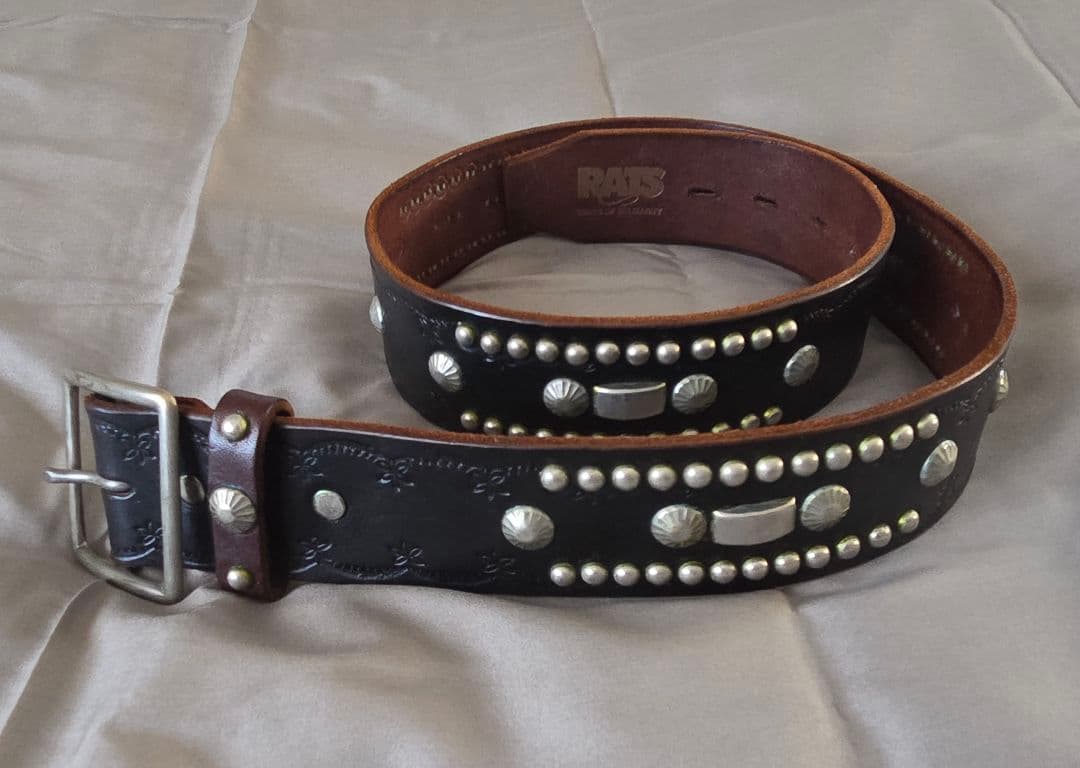 RATS スタッズ付きレザーベルト