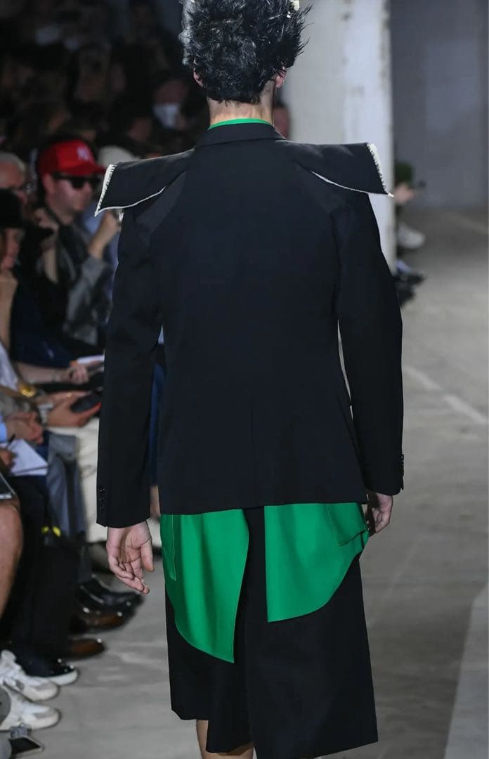 コムデギャルソンオムプリュス　ロングシャツ 長袖 アシンメトリー　24SS 緑