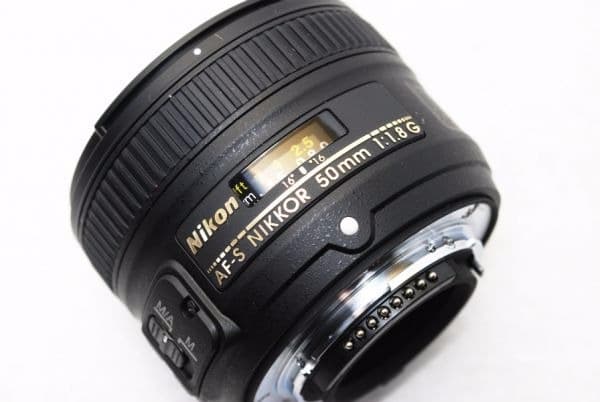 明るい単焦点 Nikon AF-S 50mm F1.8 G