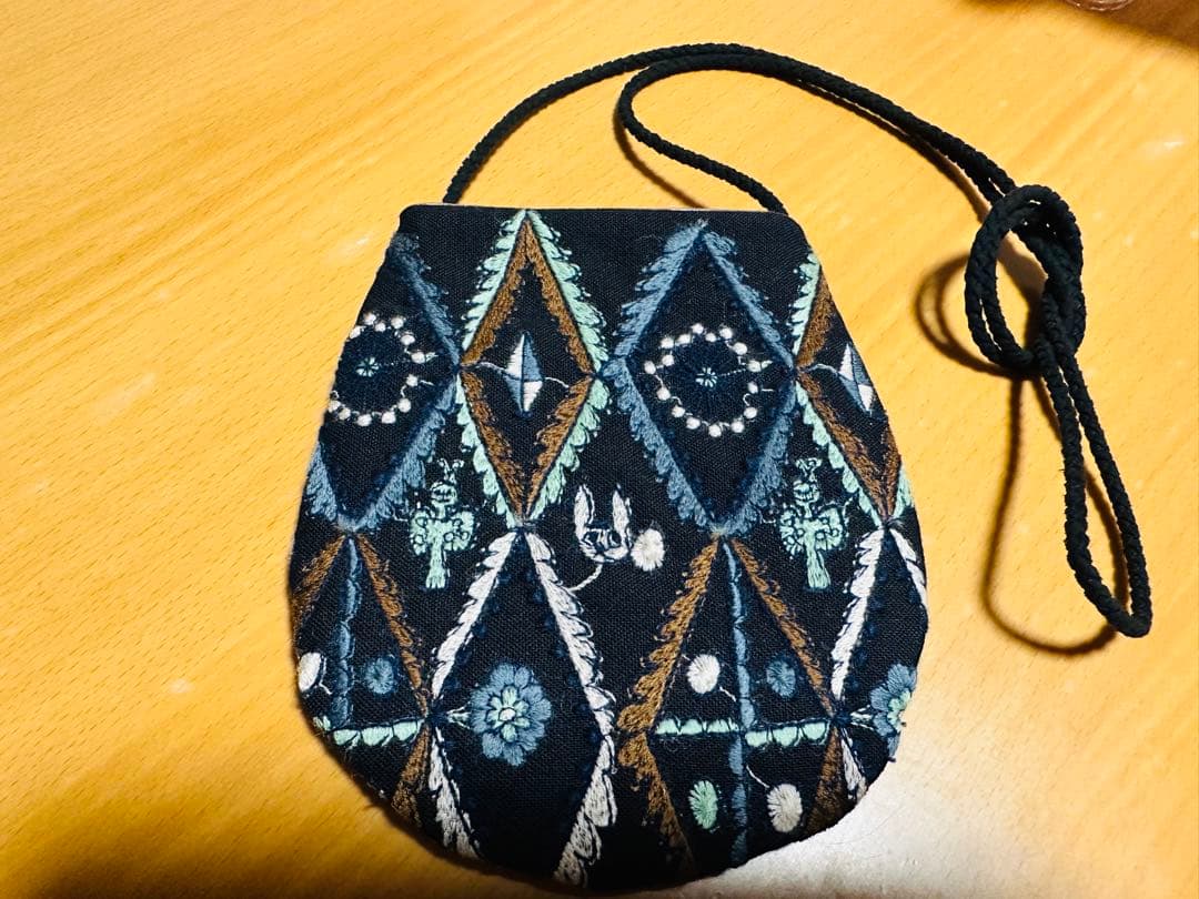 ミナペルホネン ポシェット　forest diamond ネイビー　未使用