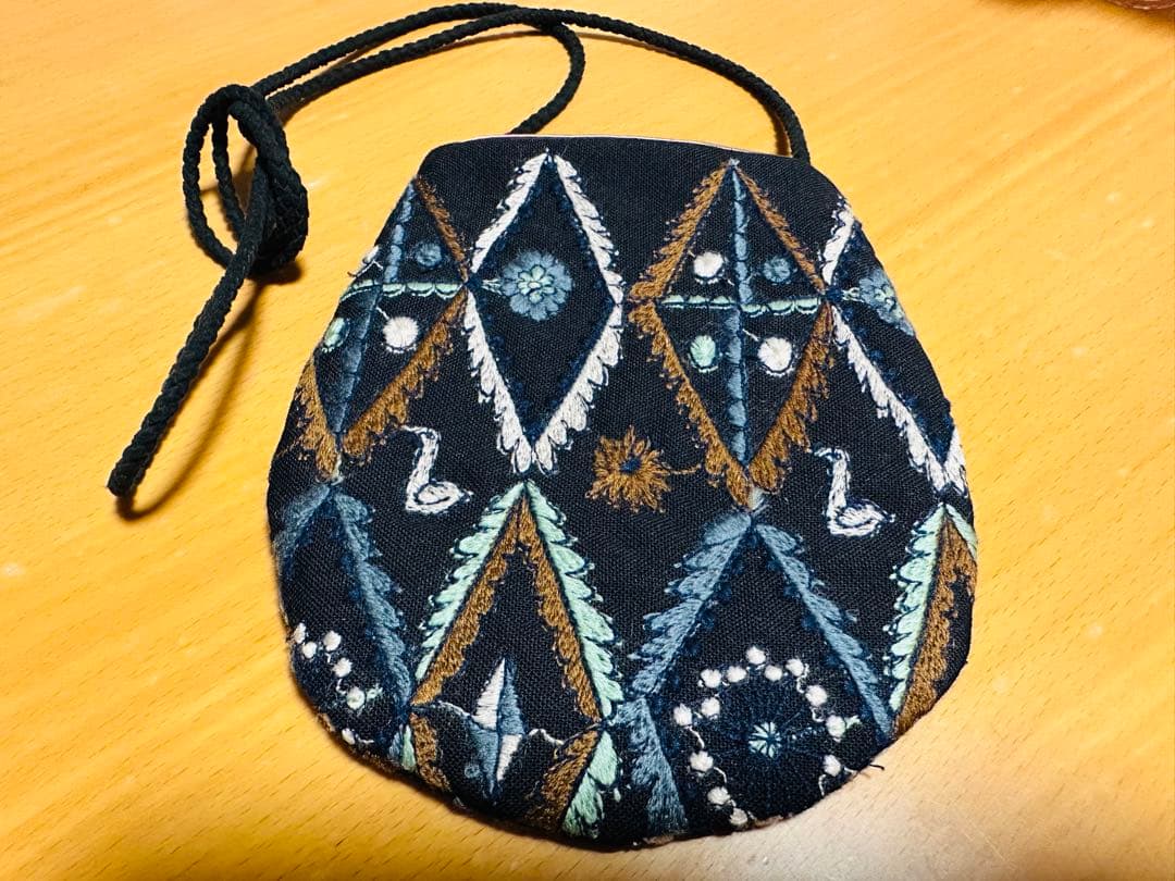 ミナペルホネン ポシェット　forest diamond ネイビー　未使用