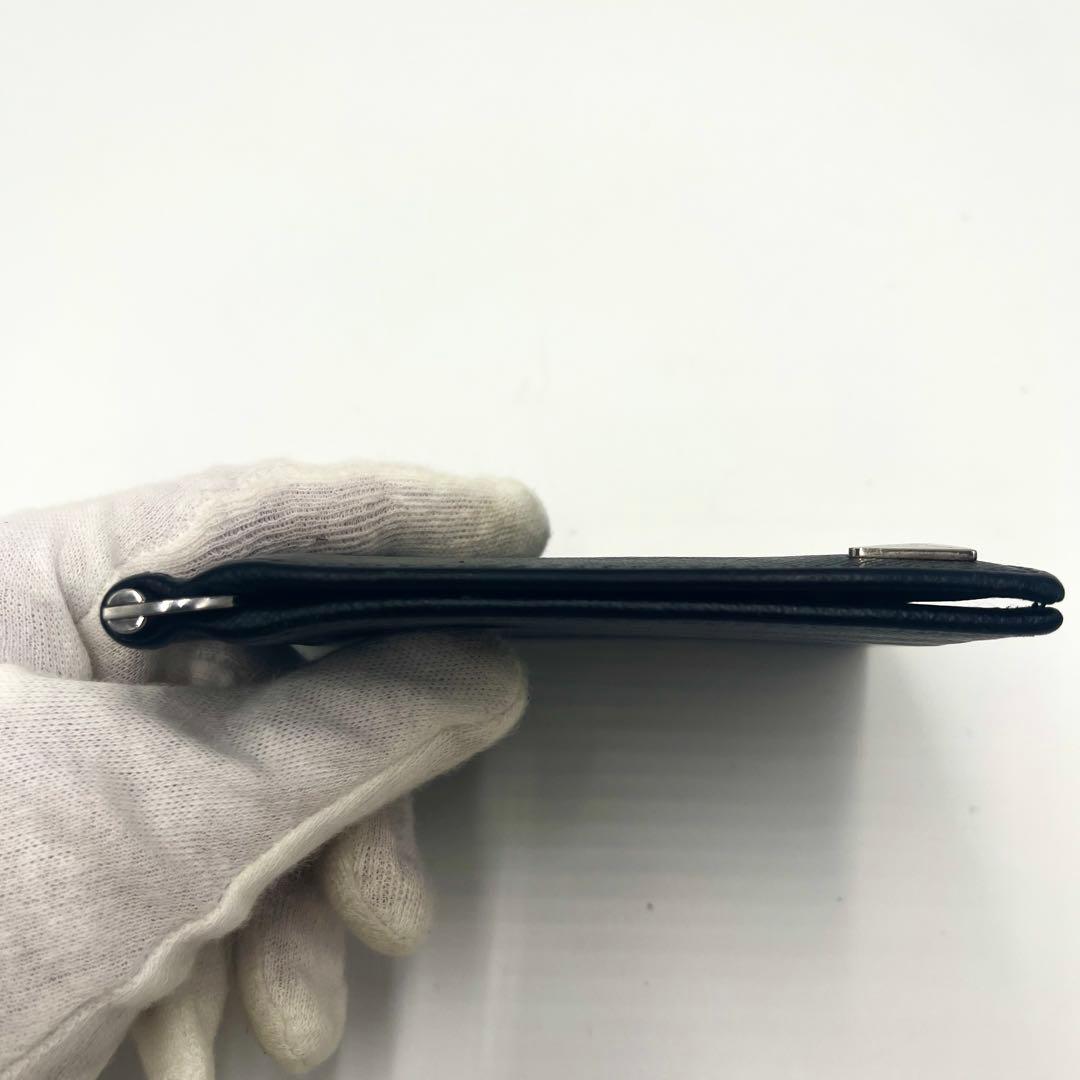 【極美品】プラダ マネークリップ サフィアーノ 二つ折り財布 ブラック