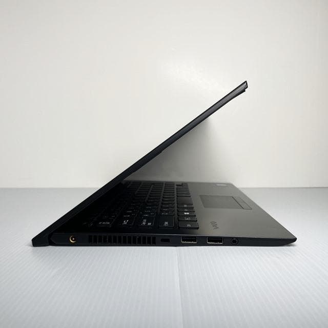 Win11でバッテリー約7時間★軽量薄型モデルのVAIOPROPKノートパソコン