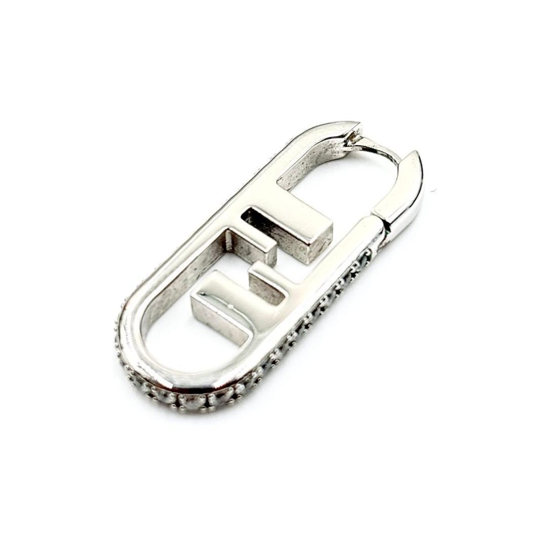 FENDI フェンディ オーロック ラインストーン シン シルバー　ピアス