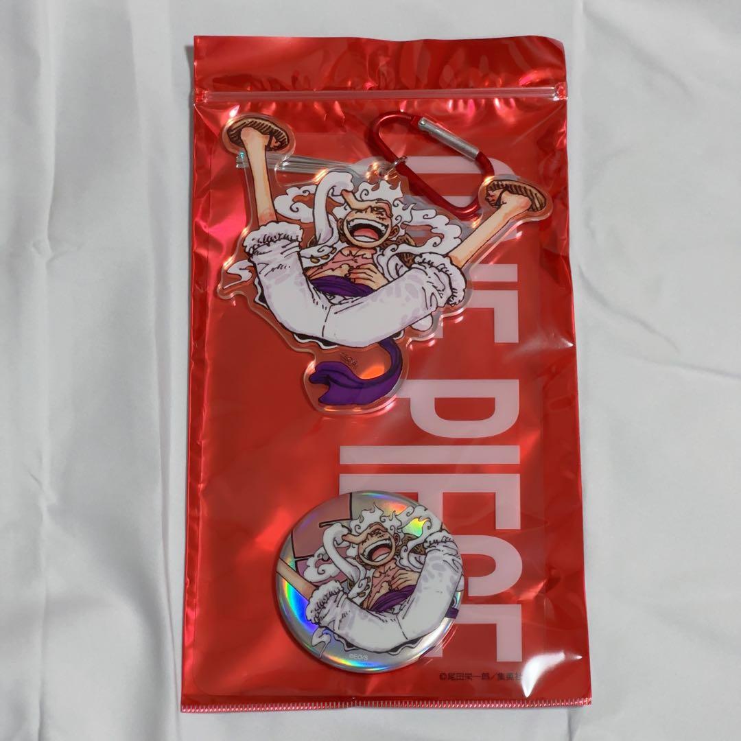 ワンピース 応募者全員サービス オーロラアクキー＆メタリック缶バッジ5種セット