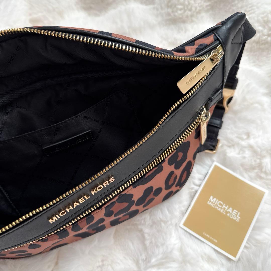 MICHAEL KORS マイケルコース ショルダー　ボディバック　レオパード