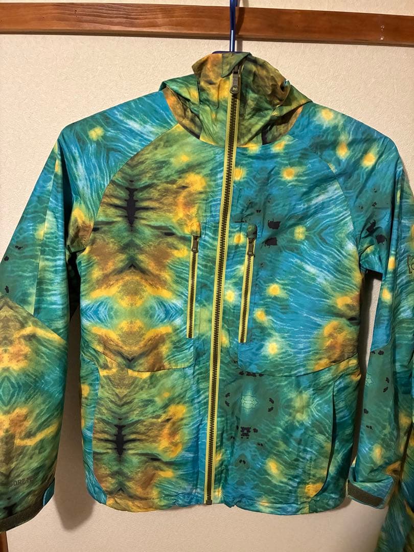 Burton ak 2L スタッガージャケット　セットアップ