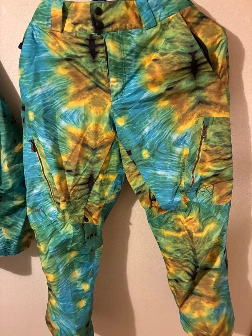 Burton ak 2L スタッガージャケット　セットアップ