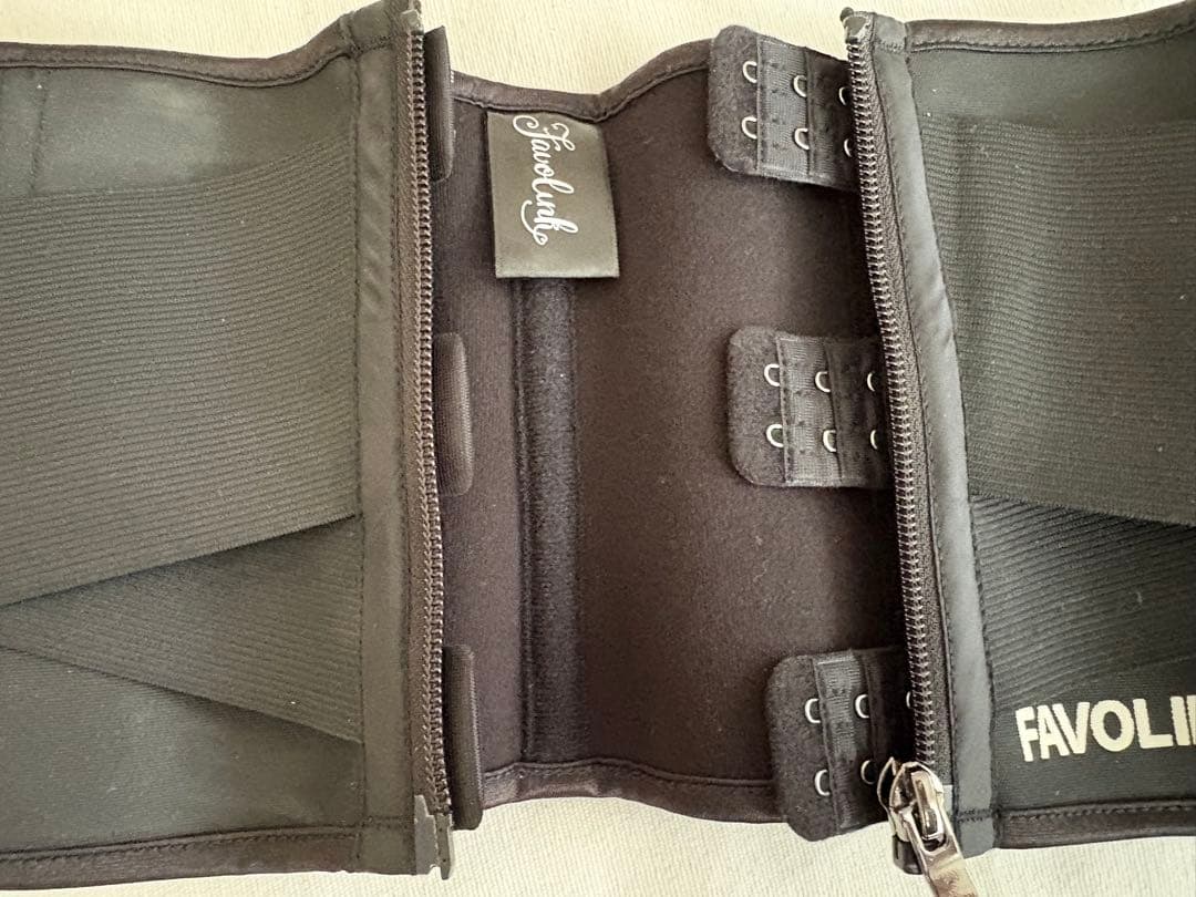 安井友梨 ファボインクEXCEED ショートベルト ウエストシェイパー S