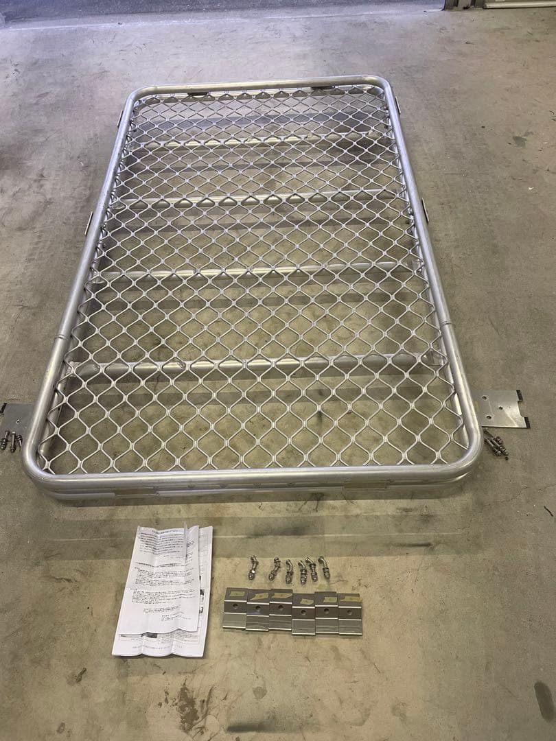 クロ　デリカd5用　ルーフキャリア　ルーフラック　マチヤマ