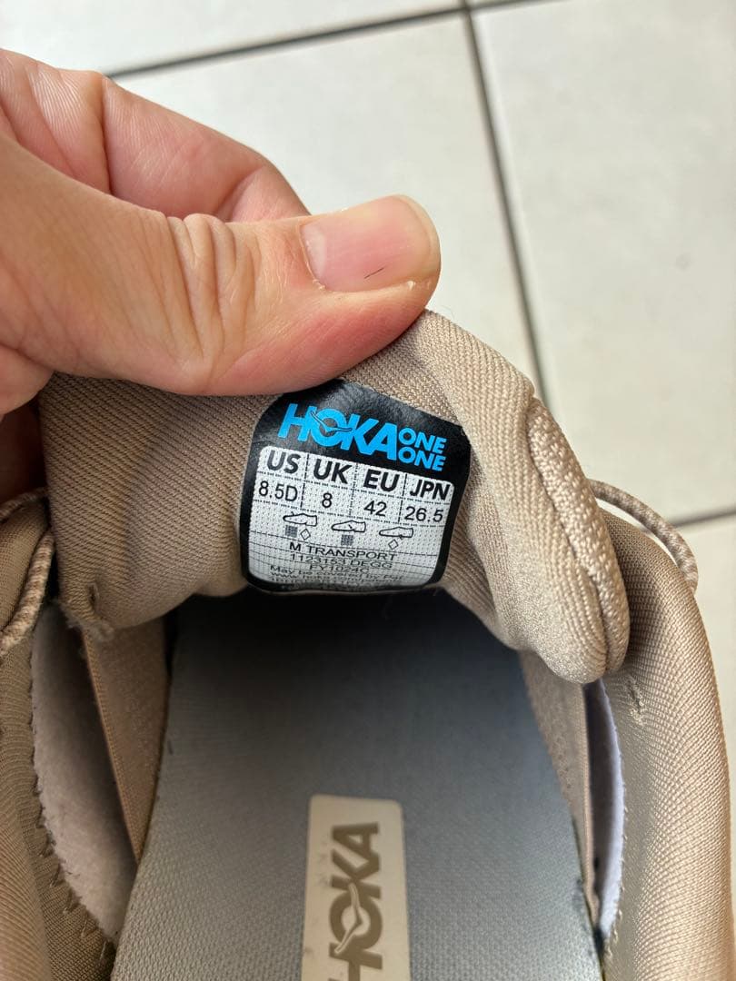 【HOKA】 TRANSPORT DEGG トランスポート　ベージュ