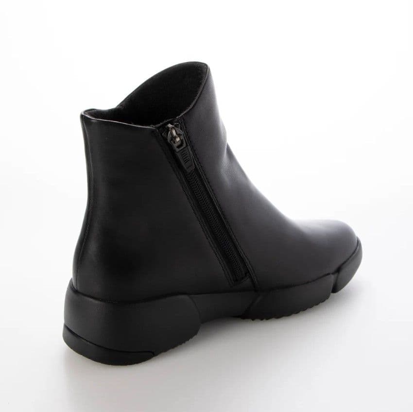 fitfit 新品23.5cm◆ソフトレザーミドルブーツ(ブラック)