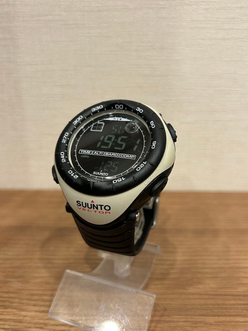 SUUNTO VECTOR カーキ スント ベクター レガッタ 腕時計 コア